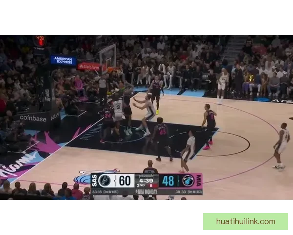 文班率马刺豪取六连胜26分钟砍26分14板再现多次空接暴扣精彩表现